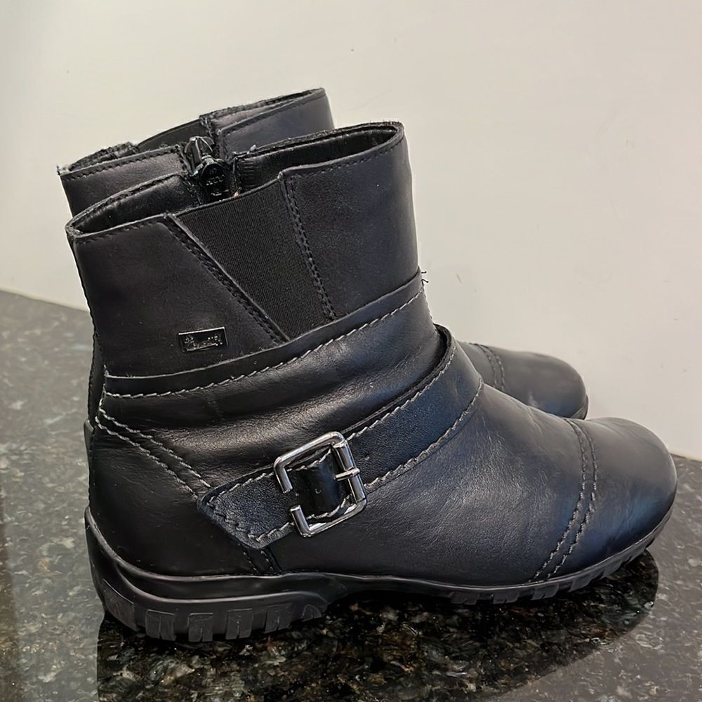 Rieker Women’s Black Leather Ankle boots, size 37 Leather. Faux fur lining. - Picture 3 of 11